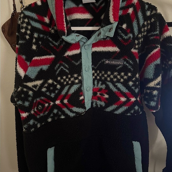 Columbia Sweaters - Columbia Patterned Fleece Pullover